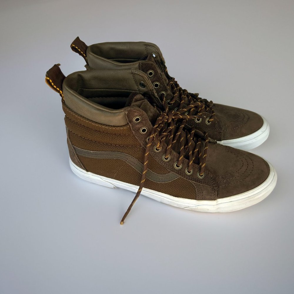 Men's brown high top suede vans with Scotchgard protection size 11